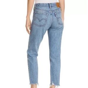 Levi's Womens Wedgie Jeans High Rise Ankle Length Fray Raw Hem Size 31 blue